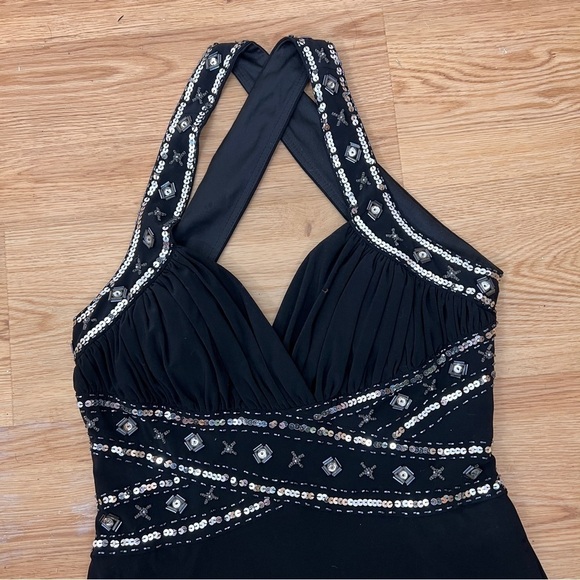 NW NIGHTWAY Black Bejeweled Evening Gown. Size 8. Criss-cross straps over back - Picture 2 of 10